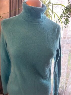 Talbots Teal Turtleneck Cashmere Sweater